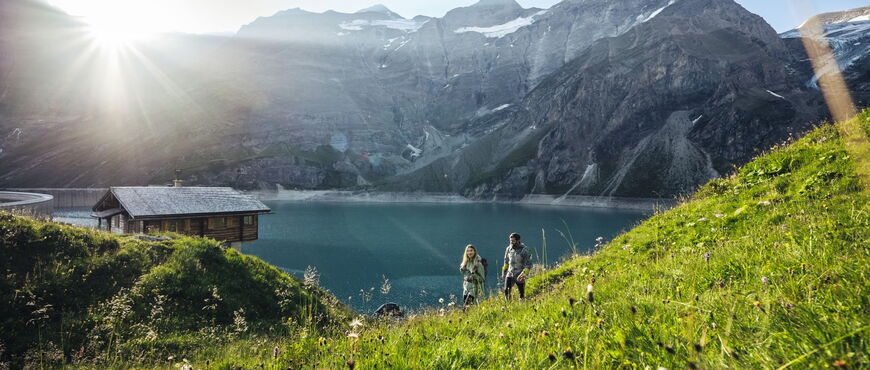 Hiking around Mountain Lodges Kaprun by AvenidA