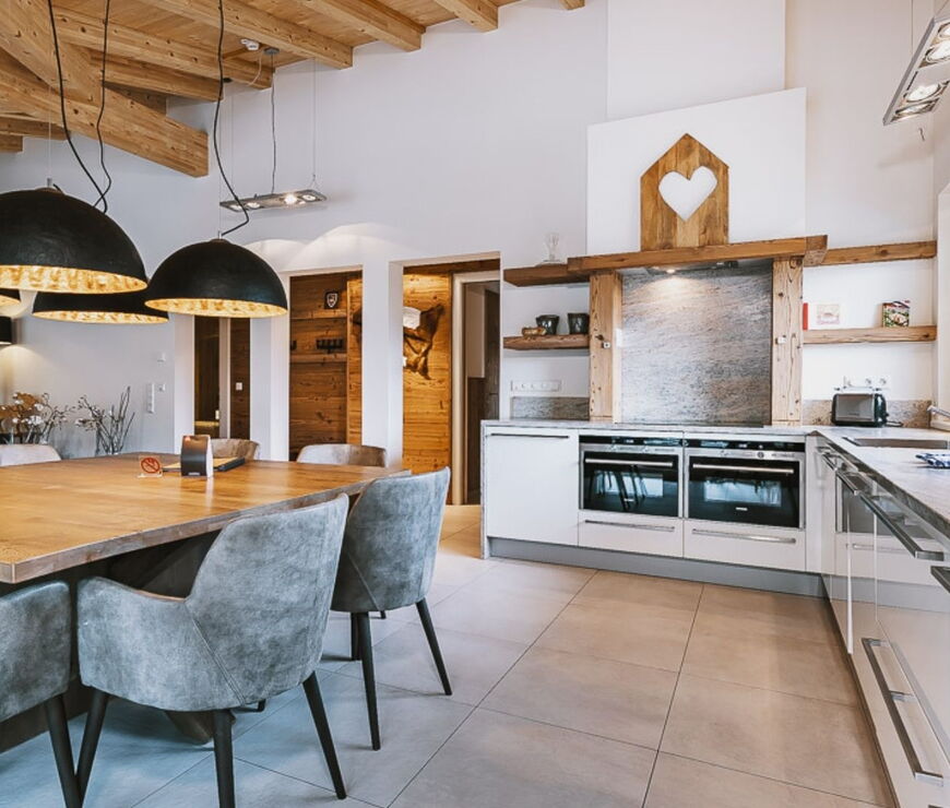 AvenidA Mountain Lodges Kaprun | 4-Bedroom Penthouse