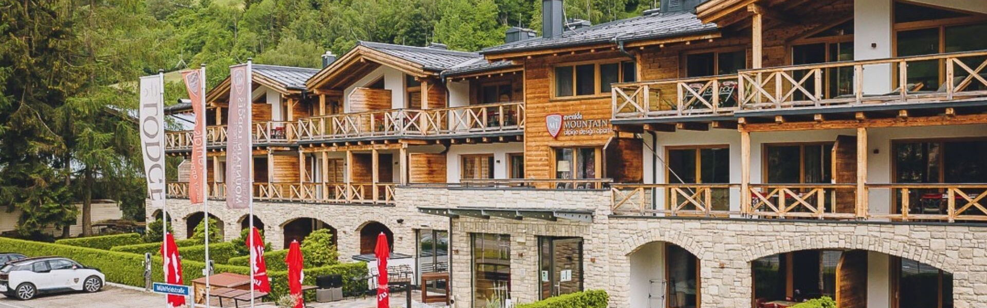Außenansicht Mountain Lodges Kaprun by AvenidA